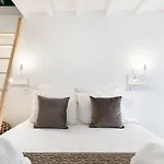 Les De La Faisanderie