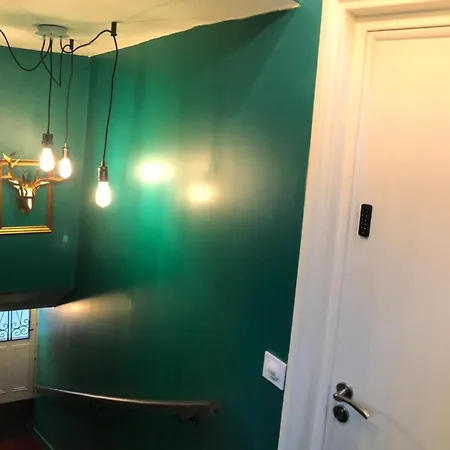 Les De La Faisanderie Apartment