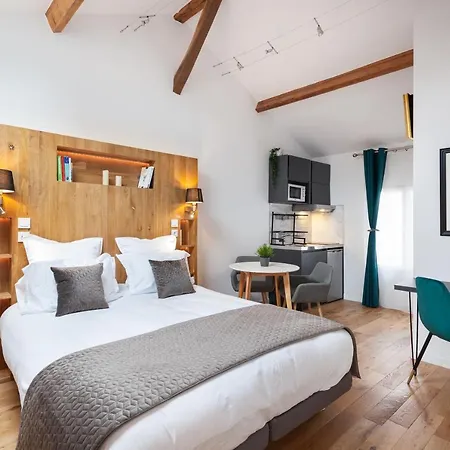 Les De La Faisanderie Apartment