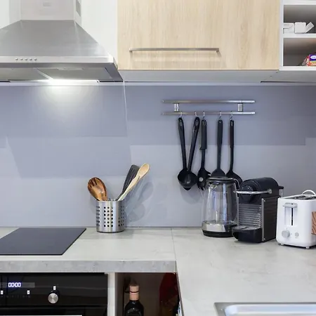 Les De La Faisanderie * Chantilly