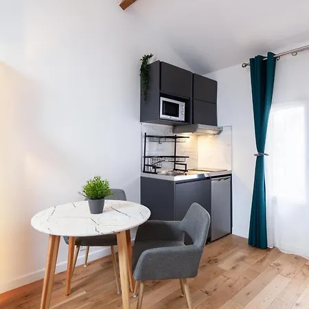 Apartament Les De La Faisanderie