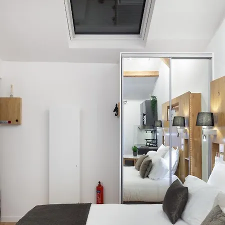 Les De La Faisanderie