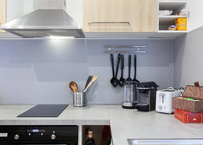 Les De La Faisanderie * Chantilly