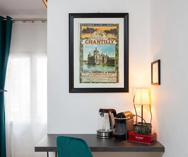 Les De La Faisanderie *