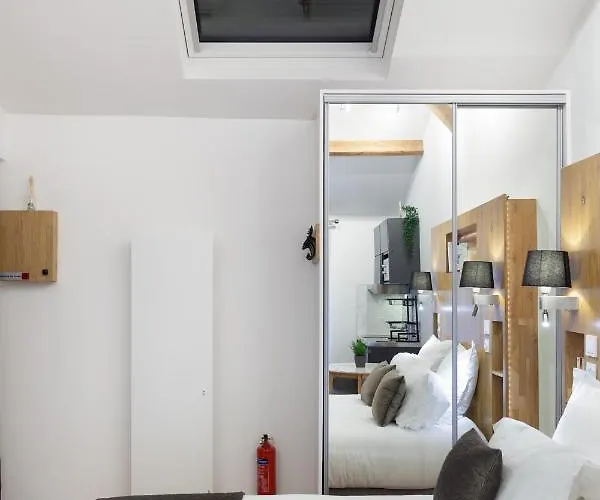 Les De La Faisanderie