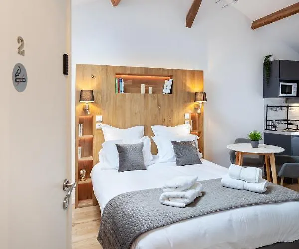 Les De La Faisanderie Apartment