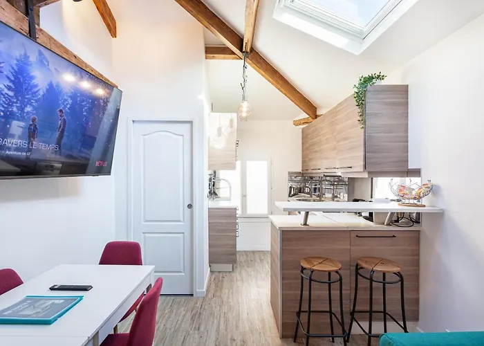 Les De La Faisanderie Chantilly