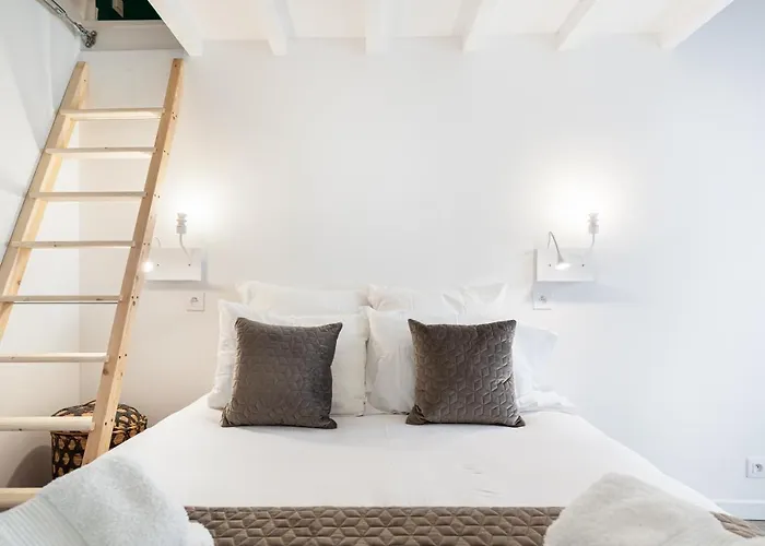 Les De La Faisanderie