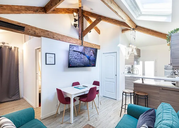 Les De La Faisanderie