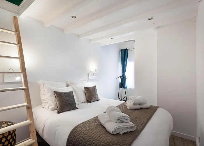 Les De La Faisanderie Apartment Chantilly